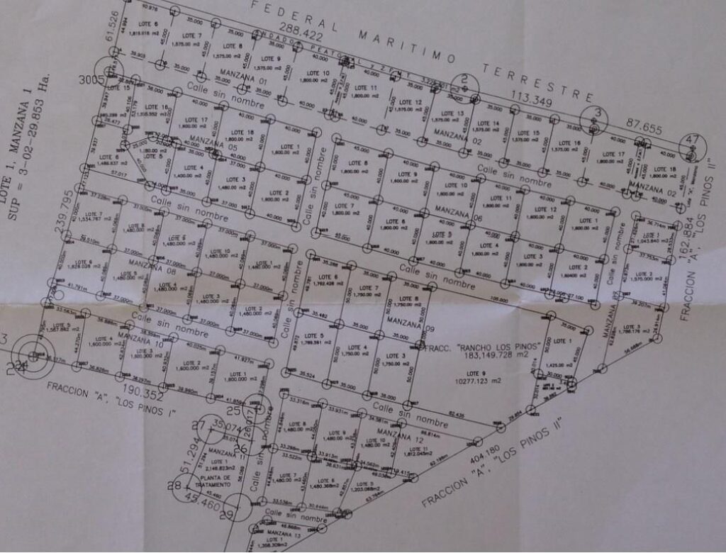 lospinos plot map