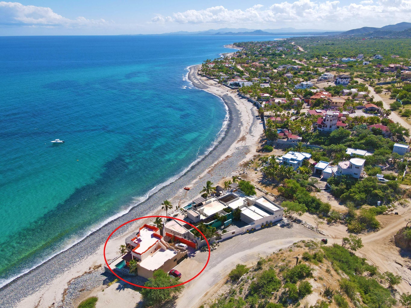 Beachfront Home 3 BR-2 BA | Casa Sheldon | Costa del Pedregal | Beach frontage: 65 feet | 10 minutes from downtown Los Barriles